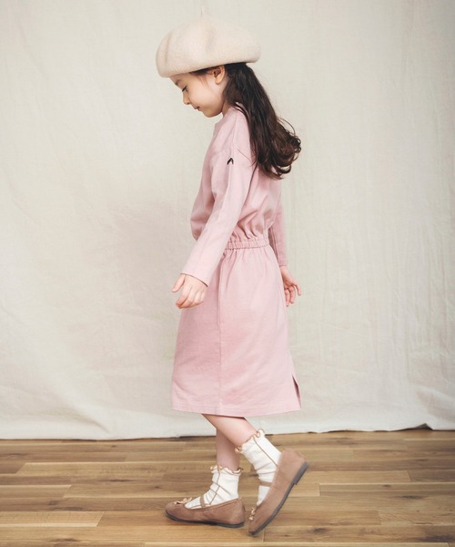 BRANSHES（ブランシェス）の「後ろスリット長袖ワンピース（ワンピース・キッズ・ブラック/ライトベージュ/ピンク・100cm/130cm/120cm/150cm/110cm/140cm）」の12枚目の写真