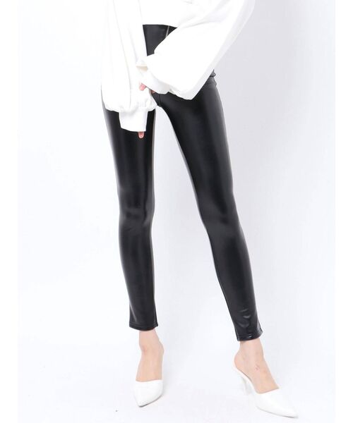 GYDA（ジェイダ）の「フロントファスナーraised back フェイクレザーパンツ（その他パンツ・レディース・ブラック・SMALL）」の18枚目の写真