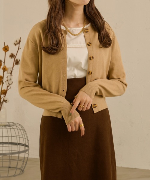 Ambre Neige(アンブルネージュ)の「ショートカーディガン/【WEB/EC限定商品】(カーディガン/ボレロ・レディース・ダークブラウン/ベージュ/アイボリー・FREE)」の2枚目の写真