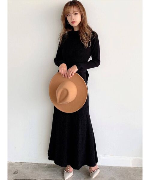 RESEXXY(リゼクシー)の「変形リブ2wayニットワンピース(ワンピース・レディース・ホワイト/ブラック/ベージュ/モカ・FREE)」の11枚目の写真