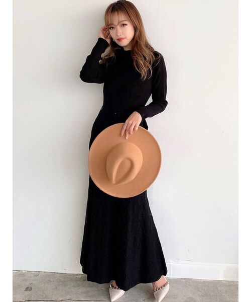 RESEXXY(リゼクシー)の「変形リブ2wayニットワンピース(ワンピース・レディース・ホワイト/ブラック/ベージュ/モカ・FREE)」の12枚目の写真