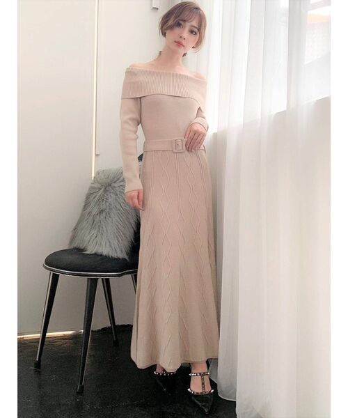 RESEXXY(リゼクシー)の「変形リブ2wayニットワンピース(ワンピース・レディース・ホワイト/ブラック/ベージュ/モカ・FREE)」の17枚目の写真