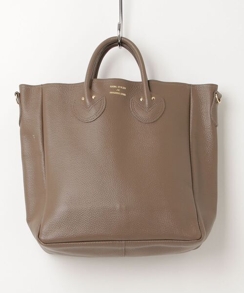 YOUNG&OLSEN The DRYGOODS STORE(ヤングアンドオルセン)の「【YOUNG & OLSEN The DRYGOODS STORE】/EMBOSSED LEATHER D TOTE M サイズ(ショルダーバッグ・レディース・ブラウン/ブラック/ローズ/ベージュ/イエロー系その他/グレー系その他/ブルー系その他/プラム/その他/ブルー/ブラウン系その他/ベージュ系その他/オリーブ/レッド系その他/ブラック系その他2/ベージュ系その他2・FREE)」の8枚目の写真