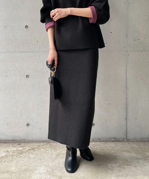 CAPRICIEUX LE'MAGE(カプリシューレマージュ)の「リバカラーニットスカート(スカート・レディース・アイボリー/ブラック/モカ/グレー・FREE)」の3枚目の写真