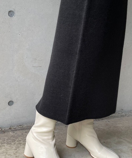 CAPRICIEUX LE'MAGE(カプリシューレマージュ)の「リバカラーニットスカート(スカート・レディース・アイボリー/ブラック/モカ/グレー・FREE)」の22枚目の写真