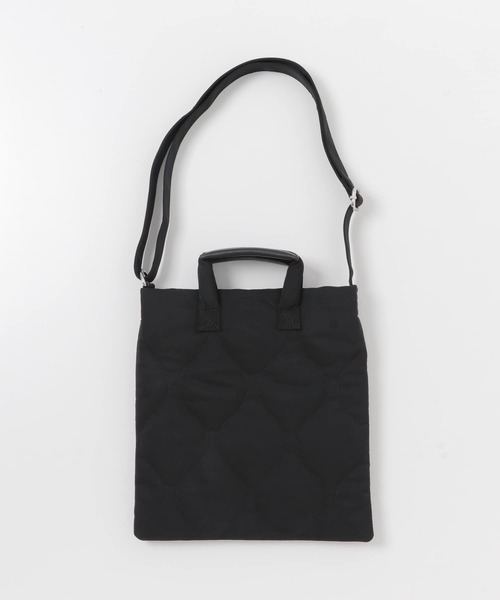 SENSE OF PLACE by URBAN RESEARCH（センスオブプレイスバイアーバンリサーチ）の「パデットキルトショルダートートバッグ（トートバッグ・メンズ・ブラック・ONE）」の5枚目の写真