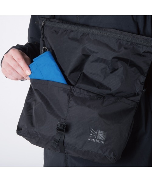 karrimor（カリマー）の「mars shoulder 10（ショルダーバッグ・メンズ・グレー/ブラック/ベージュ/ライトオリーブ/グレイッシュブルー/チャコール/ブラウン・ONESIZE/FREE）」の8枚目の写真