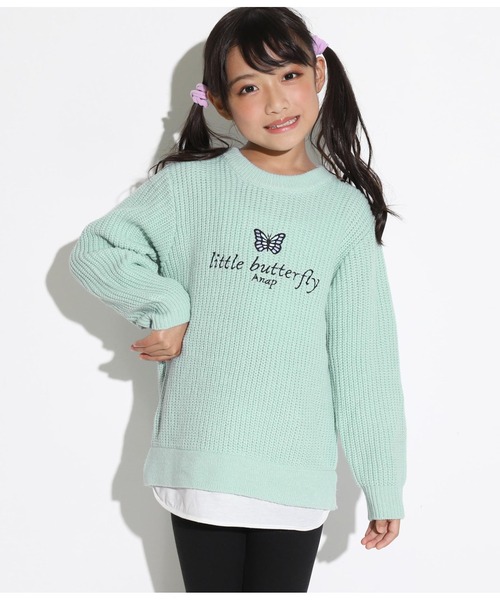 ANAP kids（アナップキッズ）の「バタフライ刺繍ロゴレイヤード風ニットトップス（ニット/セーター・キッズ・サックスブルー/ラベンダー・S/M/L）」の2枚目の写真