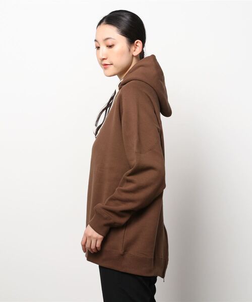 PENNEYS（ぺニーズ）の「PENNEYS/ペニーズ LADIES BACKSIDE ZIP SWEAT TUNIC（パーカー・レディース・ベージュ/ブラウン/グレー・ONE SIZE）」の5枚目の写真