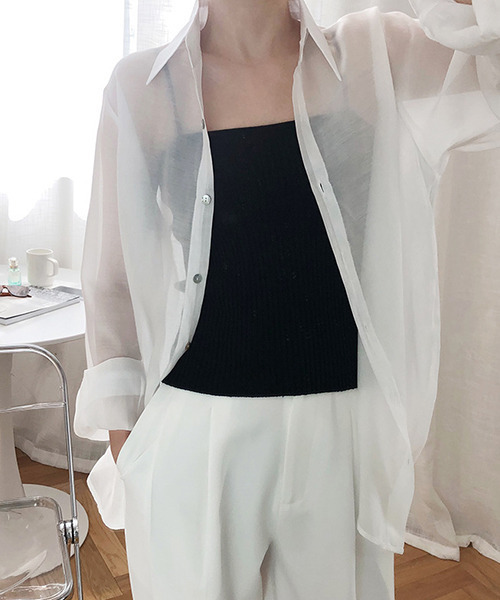 c.u.l（シーユーエル）の「【c.u.l:w】無地カラーシアーシャツ culw164（シャツ/ブラウス・レディース・オリーブ/ライトベージュ/ホワイト/ダークパープル・M/L）」の2枚目の写真