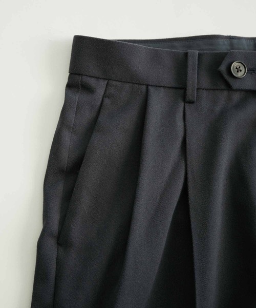 ADAM ET ROPE'（アダムエロペ）の「コットンレーヨンツイル ドレープ ワイドスラックス/セットアップ対応（スラックス・メンズ・グリーン系その他2/ブルー系その他3・S/M/L）」の16枚目の写真