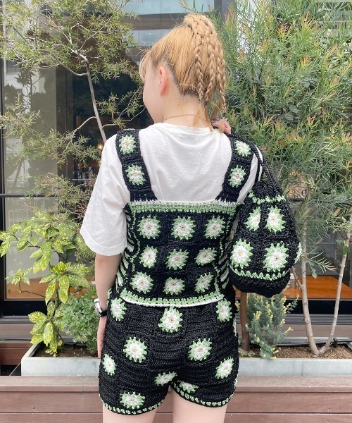 Candy Stripper（キャンディストリッパー）の「FLOWER CROCHET KINT キャミソール（キャミソール・レディース・ライトブルー/ブラック/ブラウン・2）」の13枚目の写真