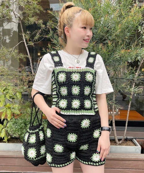 Candy Stripper（キャンディストリッパー）の「FLOWER CROCHET KINT キャミソール（キャミソール・レディース・ライトブルー/ブラック/ブラウン・2）」の11枚目の写真
