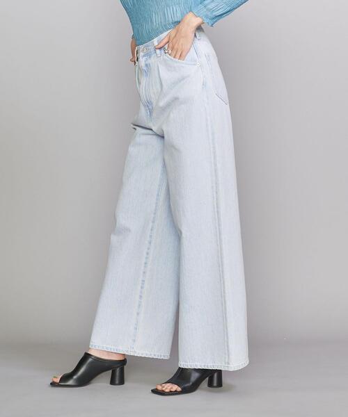 BEAUTY&YOUTH UNITED ARROWS（ビューティーアンドユースユナイテッドアローズ）の「BY タックフレア デニムパンツ -ウォッシャブル-◆（デニムパンツ・レディース・ライトブルー/コバルトブルー・M/S）」の13枚目の写真