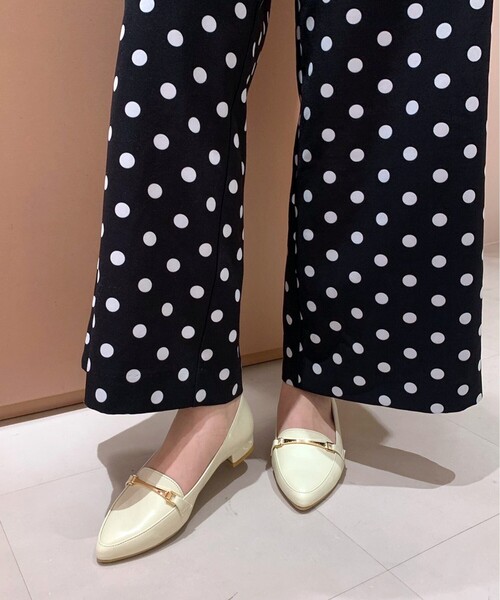 ESPERANZA（エスペランサ）の「◆【日本製／疲れにくい／歩きやすい／ロングセラー／ローファー／サイズ豊富】 ビット付ポインテッドトゥローファー（パンプス・レディース・ブラック/こしょう色系/ベージュ・21.5cm/22.0cm/22.5cm/23.0cm/23.5cm/24.0cm/24.5cm/25.0cm）」の18枚目の写真