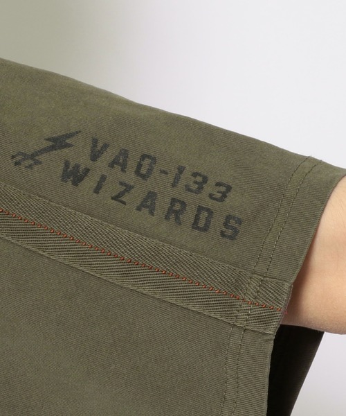 AVIREX(アヴィレックス)の「フェイド ウォッシュ ルーズ フィット ミリタリー ポケット Tシャツ / FADE WASH LOOSE FIT MILITARY POCKET T-SHIRTⅡ / アヴィレックス / AVIREX(Tシャツ/カットソー・メンズ・オフホワイト/ブラック/カーキ/イエロー/オリーブ・XX-LARGE/MEDIUM/LARGE/X-LARGE)」の12枚目の写真