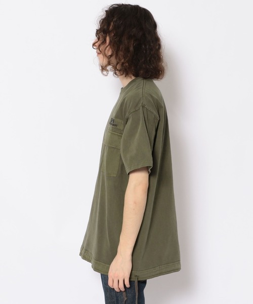 AVIREX(アヴィレックス)の「フェイド ウォッシュ ルーズ フィット ミリタリー ポケット Tシャツ / FADE WASH LOOSE FIT MILITARY POCKET T-SHIRTⅡ / アヴィレックス / AVIREX(Tシャツ/カットソー・メンズ・オフホワイト/ブラック/カーキ/イエロー/オリーブ・XX-LARGE/MEDIUM/LARGE/X-LARGE)」の14枚目の写真