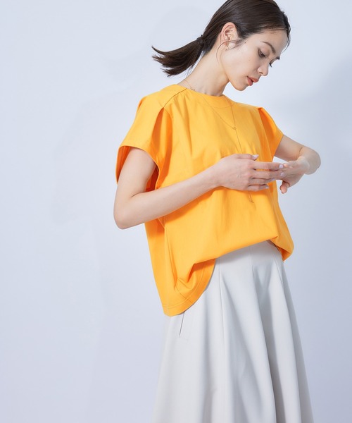 ROPE'(ロペ)の「布帛ライクミニマルコクーンTシャツ(Tシャツ/カットソー・レディース・ブラック/ホワイト/ピンク系その他/オレンジ・38)」の1枚目の写真