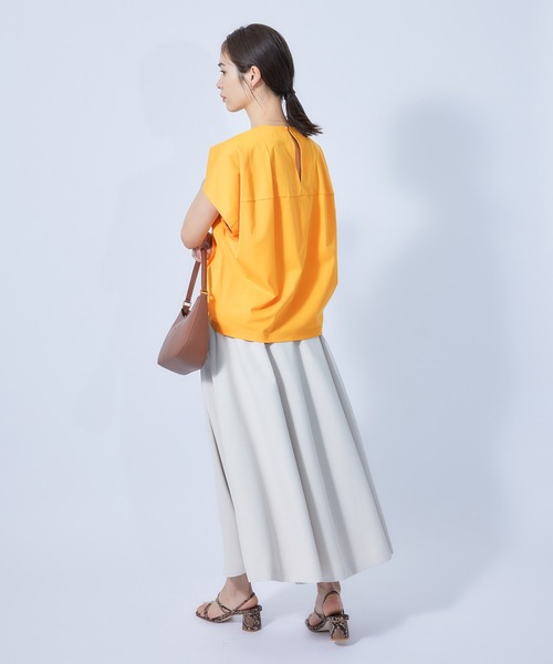 ROPE'(ロペ)の「布帛ライクミニマルコクーンTシャツ(Tシャツ/カットソー・レディース・ブラック/ホワイト/ピンク系その他/オレンジ・38)」の13枚目の写真