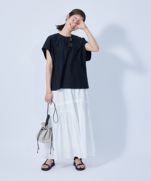 ROPE'(ロペ)の「布帛ライクミニマルコクーンTシャツ(Tシャツ/カットソー・レディース・ブラック/ホワイト/ピンク系その他/オレンジ・38)」の22枚目の写真