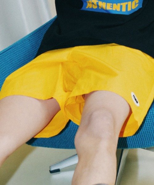 FCMM(エフシーエムエム)の「ALL ROUND RUNNER'S WOVEN SHORTS/オールラウンドランナーウーブンショーツ(その他パンツ・メンズ・パープル/ミント/グレー/ブルー系その他/ブラック/マスタード・MEDIUM/LARGE)」の6枚目の写真