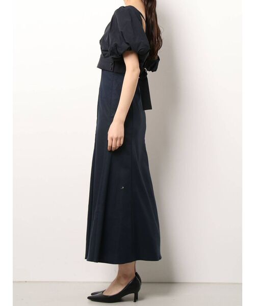 MERCURYDUO（マーキュリーデュオ）の「クロップドブラウスセットマーメイドワンピース（ワンピース・レディース・ベージュ/ネイビー/アイボリー・SMALL/MEDIUM）」の17枚目の写真