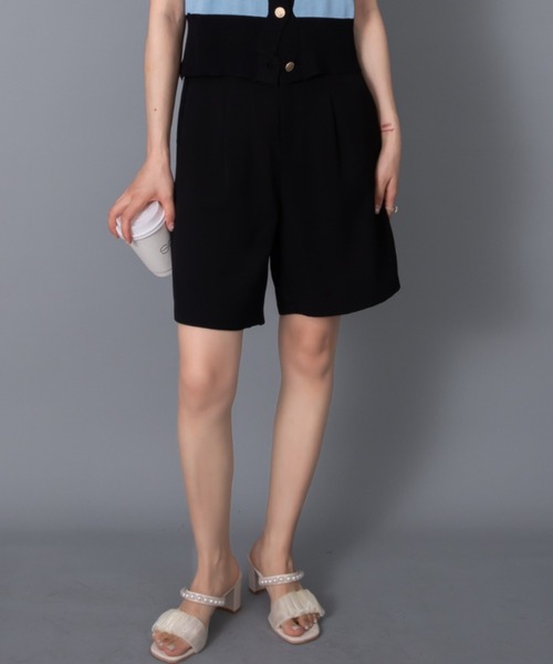 solleim(ソルレム)の「フロントタックバミューダパンツ(その他パンツ・レディース・ブラック/グリーン・M)」の6枚目の写真