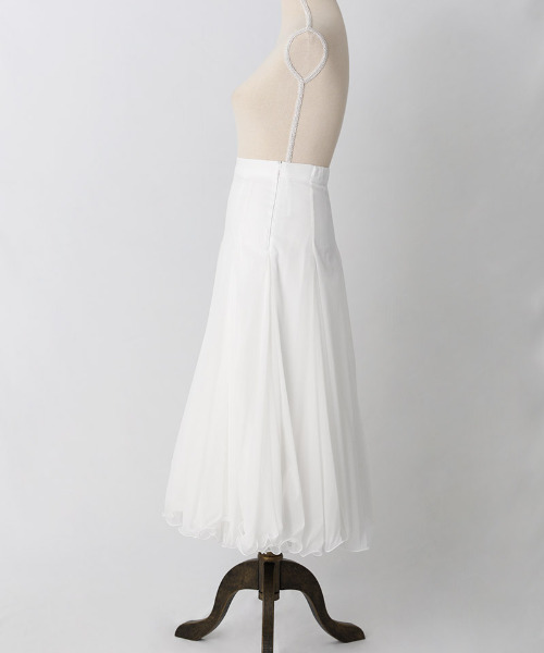 JENNE（ジェンヌ）の「リッチボリュームオーガンジースカート