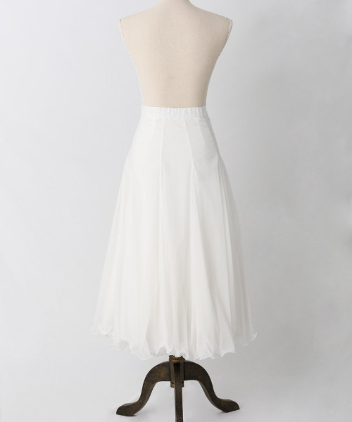 JENNE（ジェンヌ）の「リッチボリュームオーガンジースカート