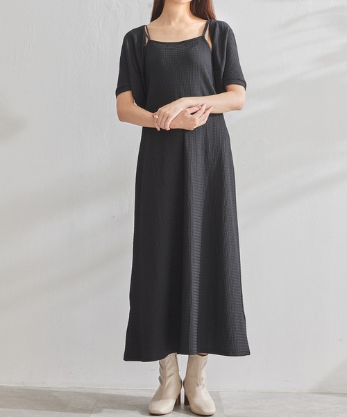 ADIRA(アディラ)の「ショートボレロキャミワンピセット(ワンピース・レディース・ブラック/イエロー・MEDIUM)」の2枚目の写真