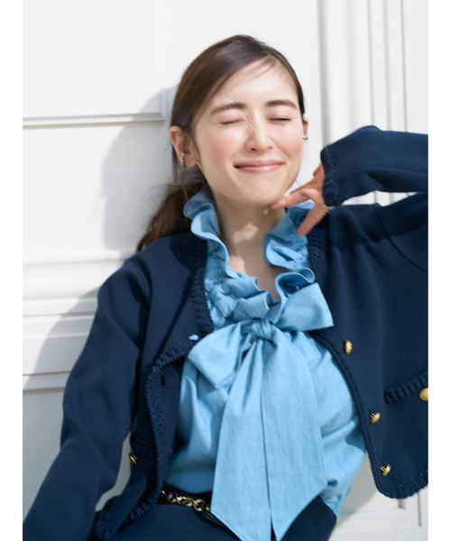 SNIDEL(スナイデル)の「ボウタイノースリブラウス(シャツ/ブラウス・レディース・ネイビー/ホワイト/ブルー・FREE)」の5枚目の写真