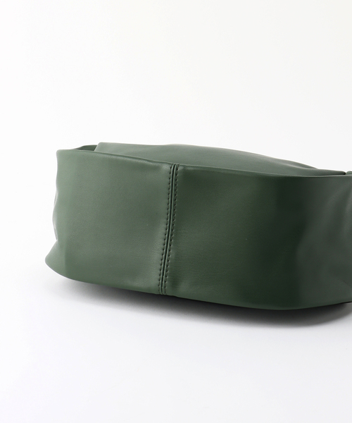 B.C STOCK（ベーセーストック）の「ツイストハンドル2way Bag（ショルダーバッグ・レディース・グリーン/チョコ/ピンク系その他・FREE）」の16枚目の写真