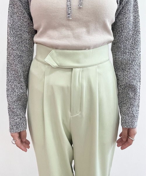 EPIMI E'PIMMY(エピミエピミー)の「テープベルトカラーテーパードスラックス(スラックス・レディース・ブラック/ブラウン/アイボリー/ミント/ラベンダー/コーラル・MEDIUM)」の14枚目の写真