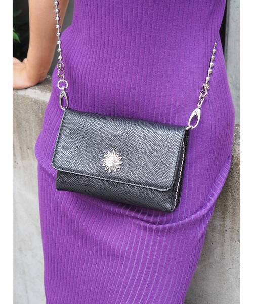 EVRIS（エヴリス）の「ウォレットショルダーミニバッグ（ショルダーバッグ・レディース・ブラック/ベージュ/グリーン・FREE）」の2枚目の写真