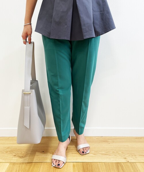 OPAQUE.CLIP（オペークドットクリップ）の「◆ウールブレンド テーパードパンツ【マルチファンクション/WEB限定サイズ】（その他パンツ・レディース・ダークグリーン/サンドベージュ/ブラック・40/34/36/38/42）」の10枚目の写真