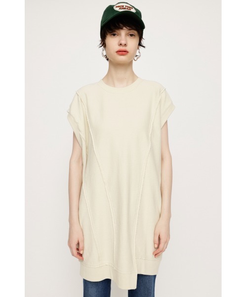 SLY(スライ)の「REMAKE SW TUNIC リメイク スウェット チュニック(Tシャツ/カットソー・レディース・アイボリー/レッド/ブラック・FREE)」の16枚目の写真