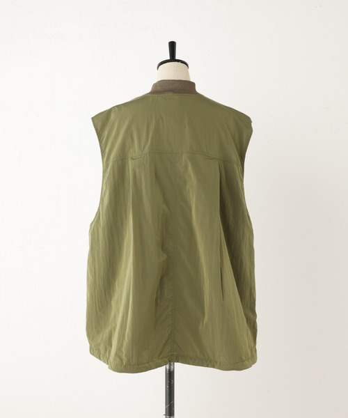 BEARDSLEY(ビアズリー)の「《FRIPIER》トレンドな MA-1ジレナイロンジャケット(ベスト・レディース・カーキ・FREE)」の5枚目の写真