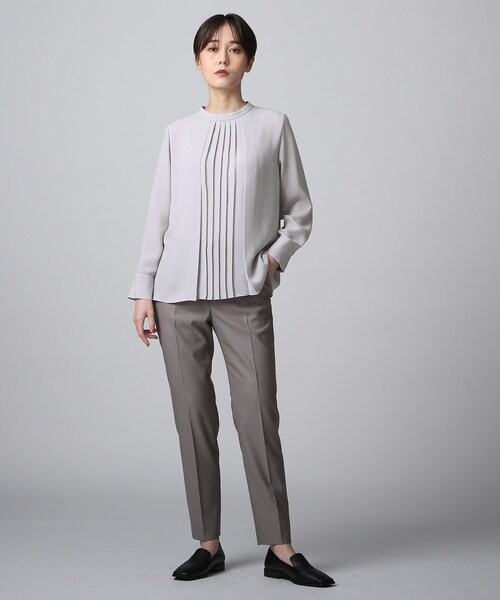 INDIVI(インディヴィ)の「◆【日本製/洗える】センタープリーツブラウス(シャツ/ブラウス・レディース・ライトグレー・05/13/15 /19/38)」の13枚目の写真