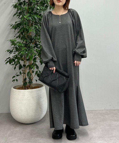 LE VERNIS(ル・ベルニ)の「【LE VERNIS(ル・ベルニ)】キルティングクラッチ(ショルダーバッグ・レディース・ブラック/ベージュ/アイボリー/モカ・FREE)」の14枚目の写真