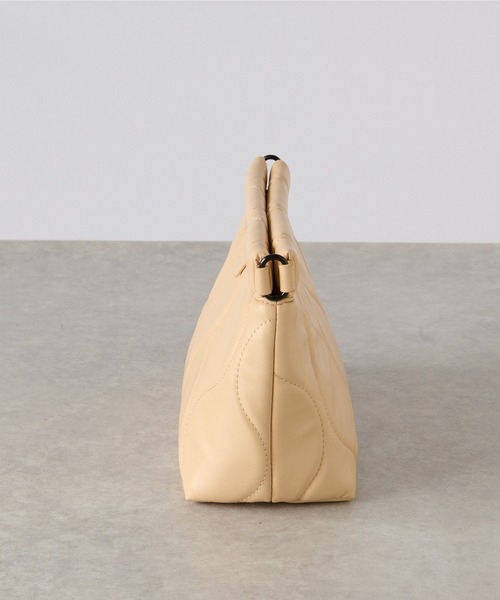 LE VERNIS(ル・ベルニ)の「【LE VERNIS(ル・ベルニ)】キルティングクラッチ(ショルダーバッグ・レディース・ブラック/ベージュ/アイボリー/モカ・FREE)」の15枚目の写真