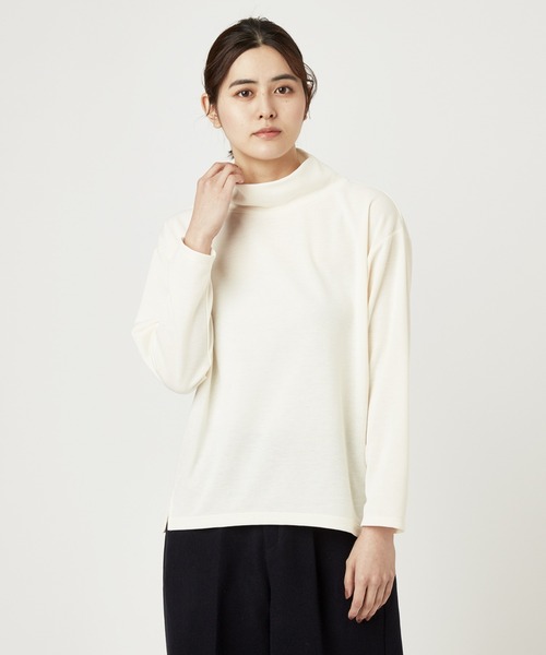 Go to by mizuno（ゴートゥーバイミズノ）の「ブレスサーモライトインナーオフタートルシャツ（Tシャツ/カットソー・レディース・イエロー系その他/チャコールグレー/ホワイト・M/L/S）」の2枚目の写真