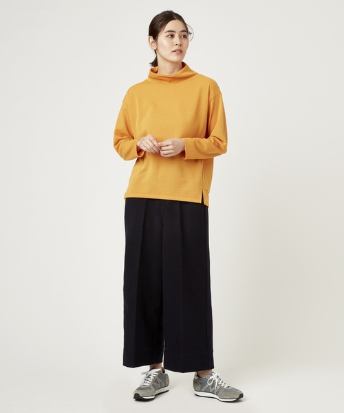 Go to by mizuno（ゴートゥーバイミズノ）の「ブレスサーモライトインナーオフタートルシャツ（Tシャツ/カットソー・レディース・イエロー系その他/チャコールグレー/ホワイト・M/L/S）」の4枚目の写真