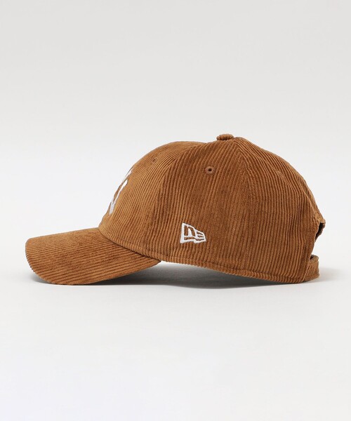 NEW ERA(ニューエラ)の「NEW ERA: コーデュロイ キャップ(キャップ・メンズ・ブラック/キャメル・ONE SIZE)」の3枚目の写真