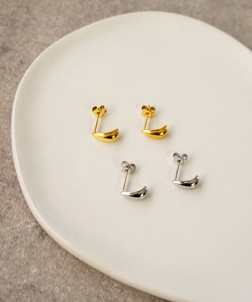 IAMUSE(アイアミューズ)の「金属アレルギー対応 ミニドロップモチーフピアス S0822【IAMUSE】(ピアス(両耳用)・レディース・シルバー/ゴールド・FREE)」の13枚目の写真