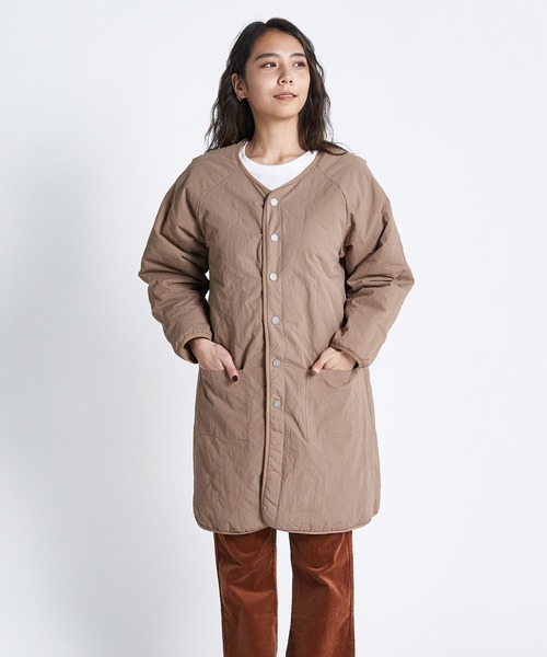 ROXY（ロキシー）の「HOLIDAY/ロキシーノーカラーリバーシブルボアブルゾン（ブルゾン・レディース・ブラック/ナチュラル/ベージュ・LARGE/MEDIUM/SMALL）」の10枚目の写真