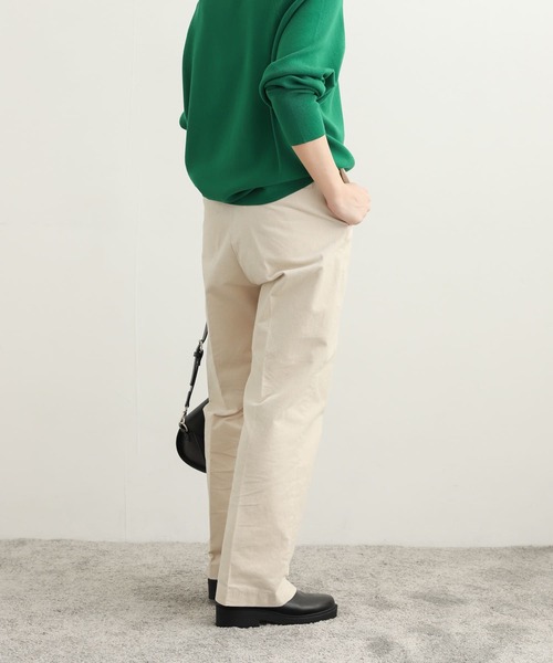 URBAN RESEARCH DOORS（アーバンリサーチドアーズ）の「コーデュロイストレートトラウザー（その他パンツ・レディース・ブラウン/アイボリー/ベージュ・MEDIUM/SMALL）」の6枚目の写真