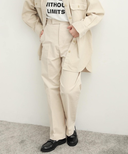 URBAN RESEARCH DOORS（アーバンリサーチドアーズ）の「コーデュロイストレートトラウザー（その他パンツ・レディース・ブラウン/アイボリー/ベージュ・MEDIUM/SMALL）」の12枚目の写真