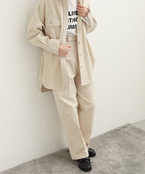 URBAN RESEARCH DOORS（アーバンリサーチドアーズ）の「コーデュロイストレートトラウザー（その他パンツ・レディース・ブラウン/アイボリー/ベージュ・MEDIUM/SMALL）」の13枚目の写真