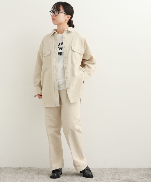 URBAN RESEARCH DOORS（アーバンリサーチドアーズ）の「コーデュロイストレートトラウザー（その他パンツ・レディース・ブラウン/アイボリー/ベージュ・MEDIUM/SMALL）」の19枚目の写真