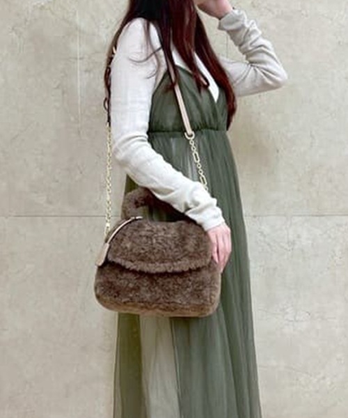 Samantha Thavasa(サマンサタバサ)の「ソフトファー ハンドバッグ(ハンドバッグ・レディース・その他1/グレイッシュベージュ/イエロー/ブラウン/ライトブルー・FREE)」の2枚目の写真